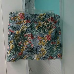 Floral mini skirt